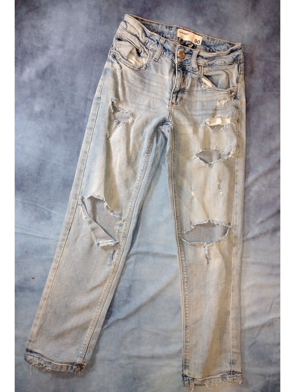 Garage Light Wash Ripped Distressed Denim Jeans